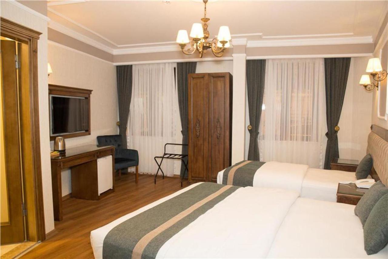 Ahmet Efendi Konagi Hotel Истанбул Екстериор снимка A room at the hotel