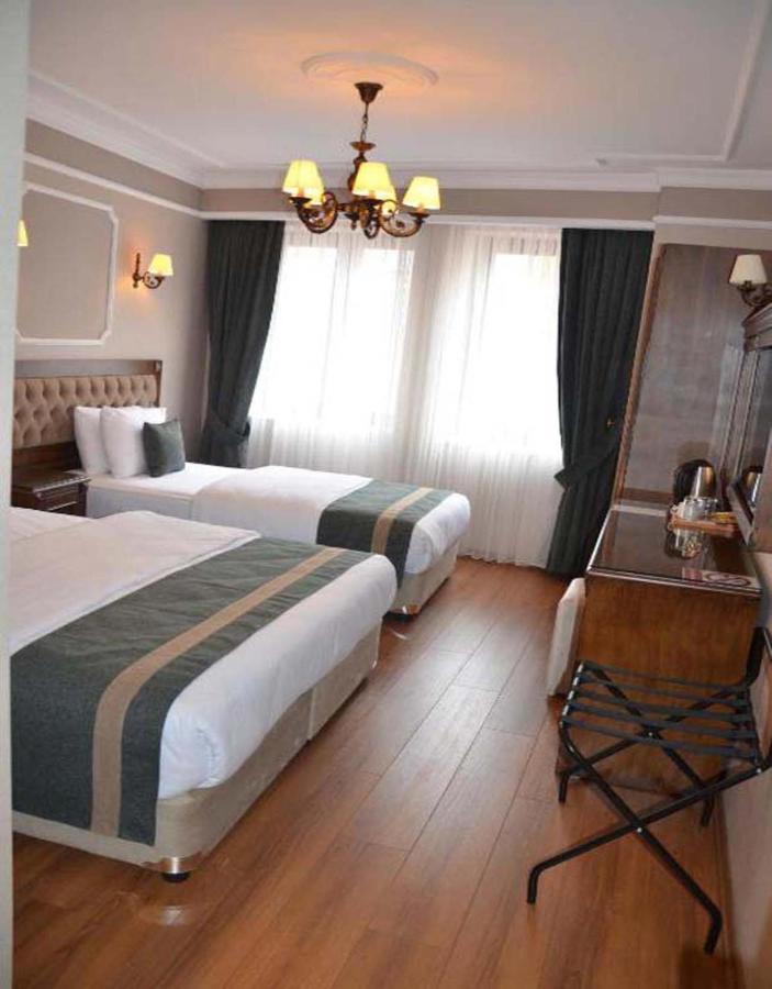 Ahmet Efendi Konagi Hotel Истанбул Екстериор снимка A room at the hotel