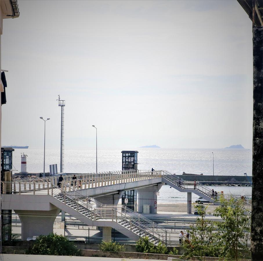 Ahmet Efendi Konagi Hotel Истанбул Екстериор снимка The station