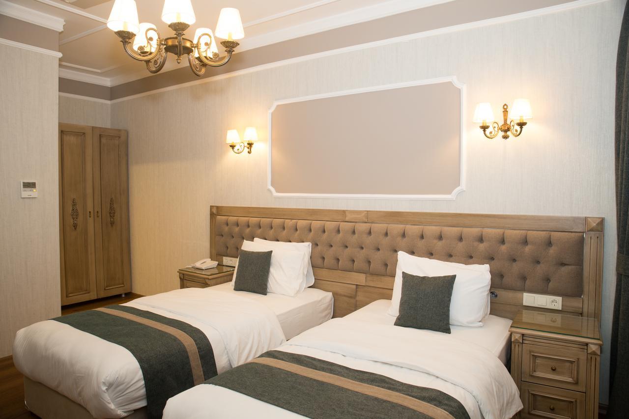 Ahmet Efendi Konagi Hotel Истанбул Екстериор снимка A room at the hotel