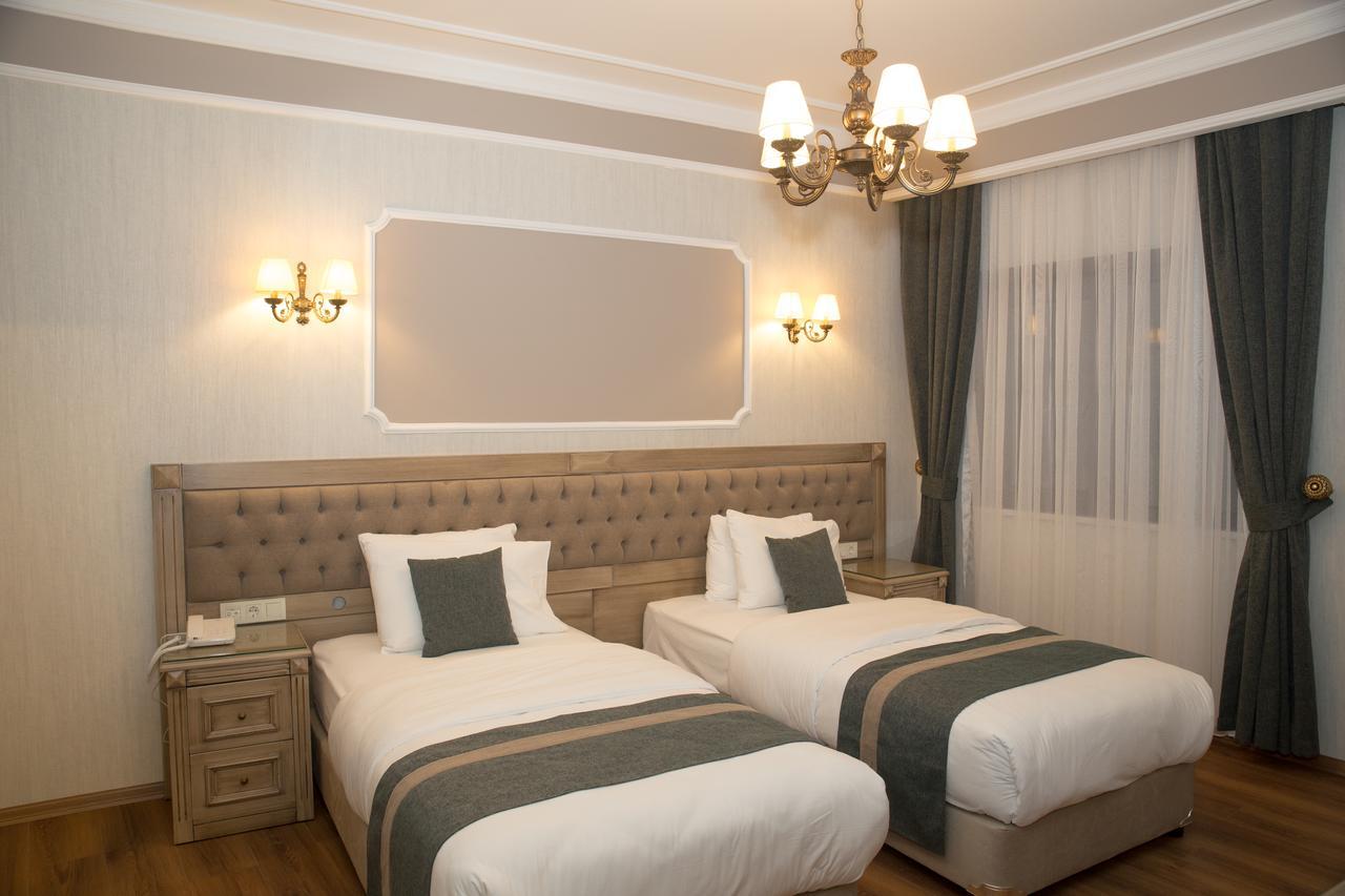Ahmet Efendi Konagi Hotel Истанбул Екстериор снимка A bedroom at the hotel