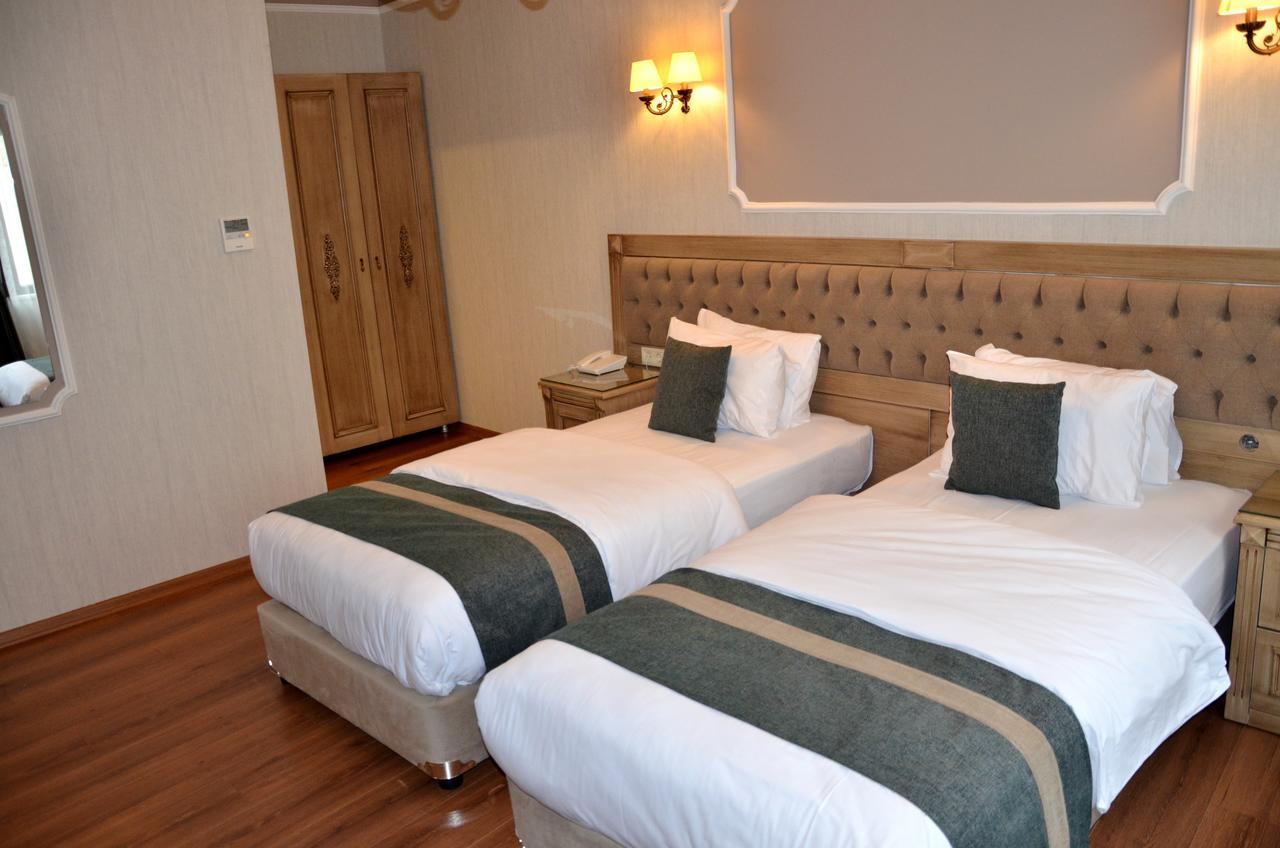 Ahmet Efendi Konagi Hotel Истанбул Екстериор снимка A room at the hotel